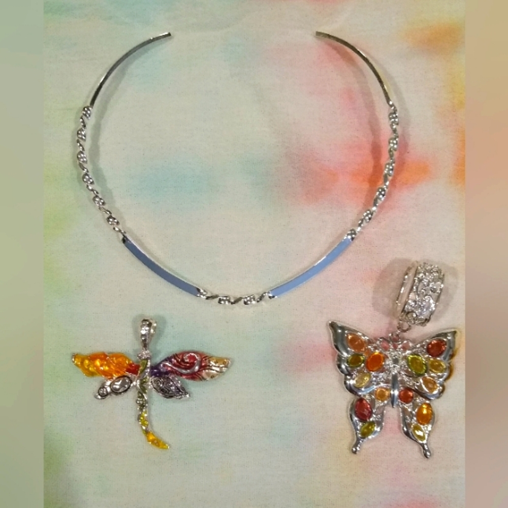 10" Adjustable Choker With Dragonfly & Butterfly Pendants